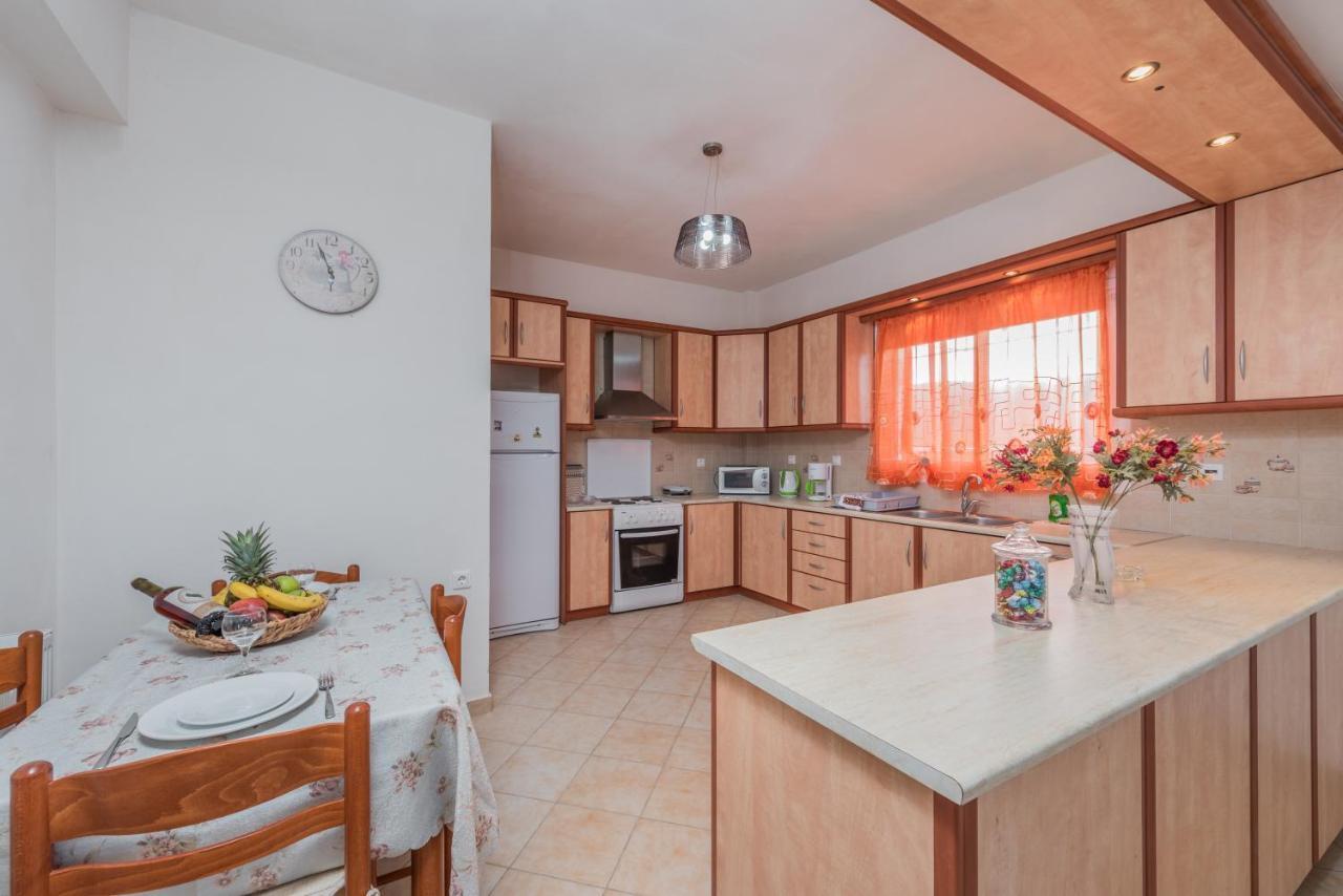 Domus Lukas Apartments Marathiás 외부 사진